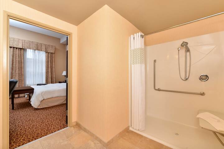 Room 20 of 25