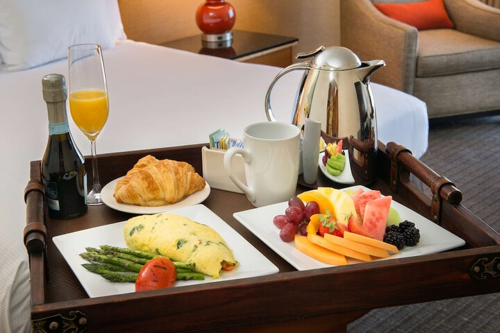 DoubleTree by Hilton Seattle Airport