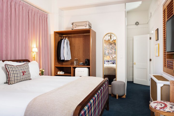 Room 29 of 56