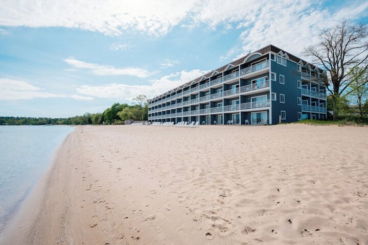 Bayshore Resort