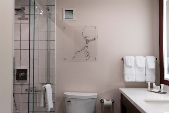 Room 65 of 135