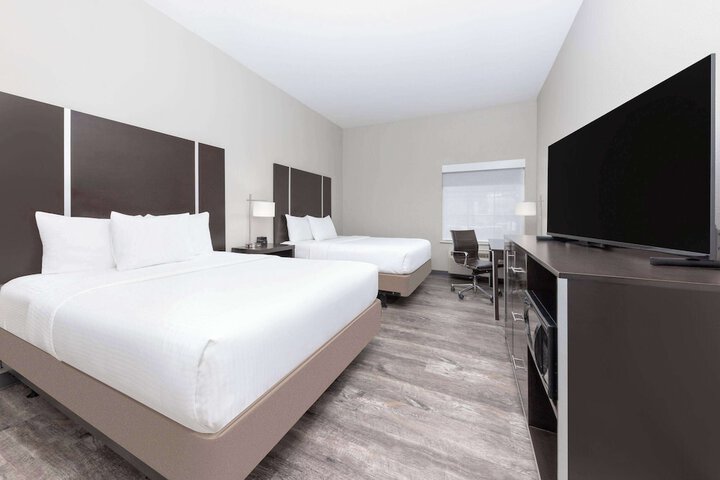 La Quinta Inn & Suites by Wyndham Tyler - University Area