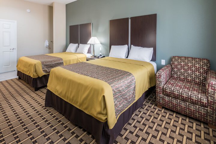 Room 21 of 33