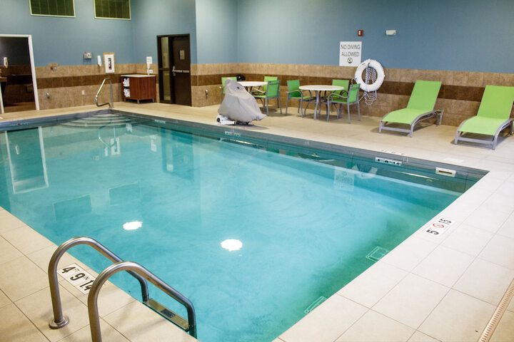 Pool 12 of 47