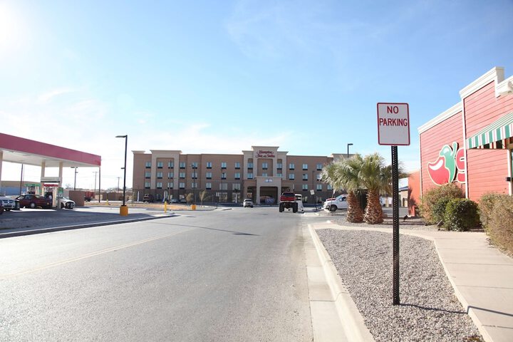 Hotel 2 of 33