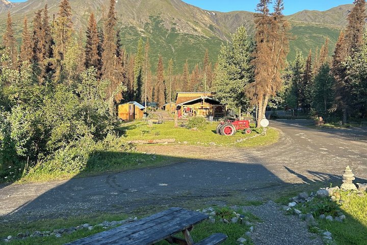 Carlo Creek Cabins