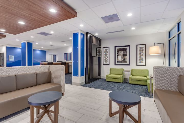Holiday Inn Express & Suites Hammond by IHG