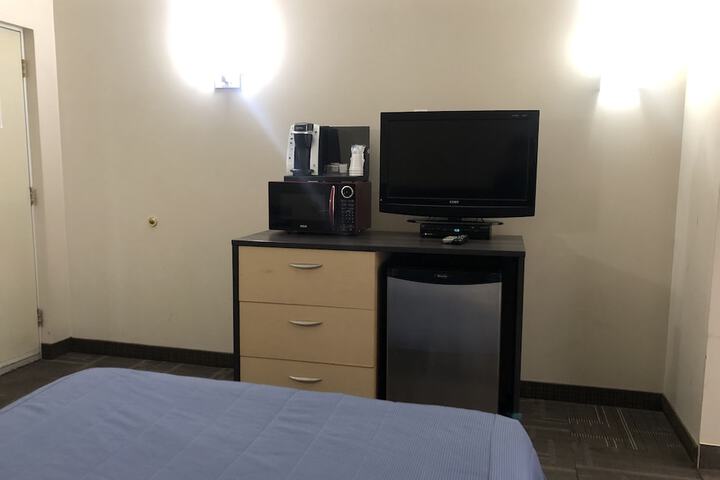 Falcon Motel Brossard