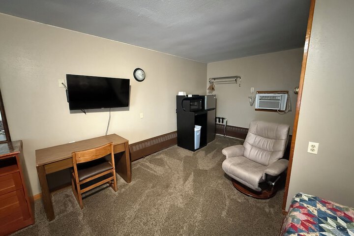 Lighthouse Inn