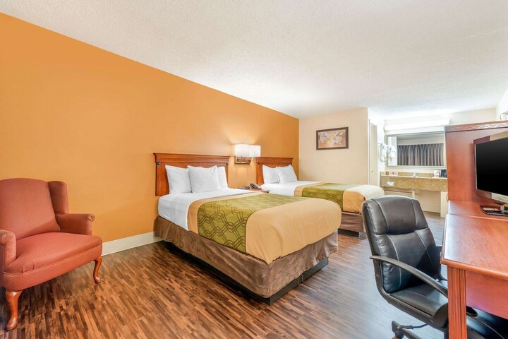 Room 14 of 39