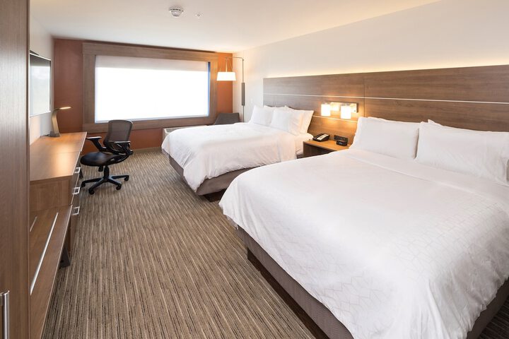 Holiday Inn Express and Suites Kalamazoo West by IHG