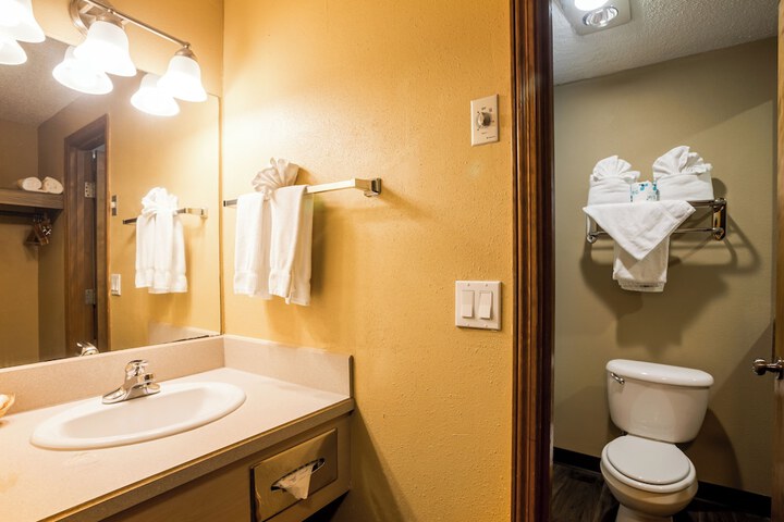 Room 21 of 76