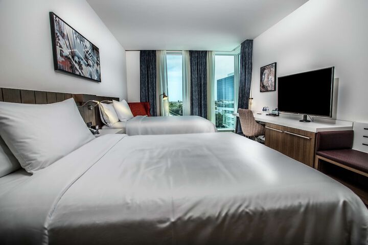 Room 31 of 41