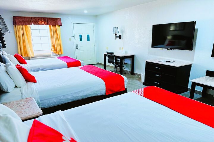 Room 14 of 48