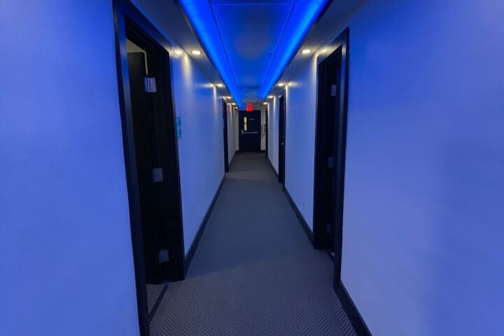 Ballroom/Hall 52 of 56