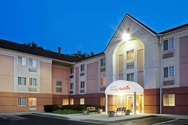Hotel 2 of 23