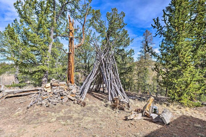 Grand Jefferson Home w / Stunning Mtn Views!