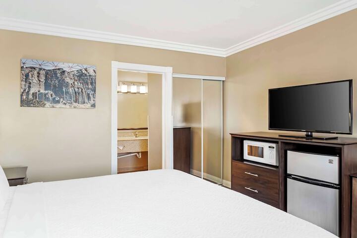 Room 21 of 47