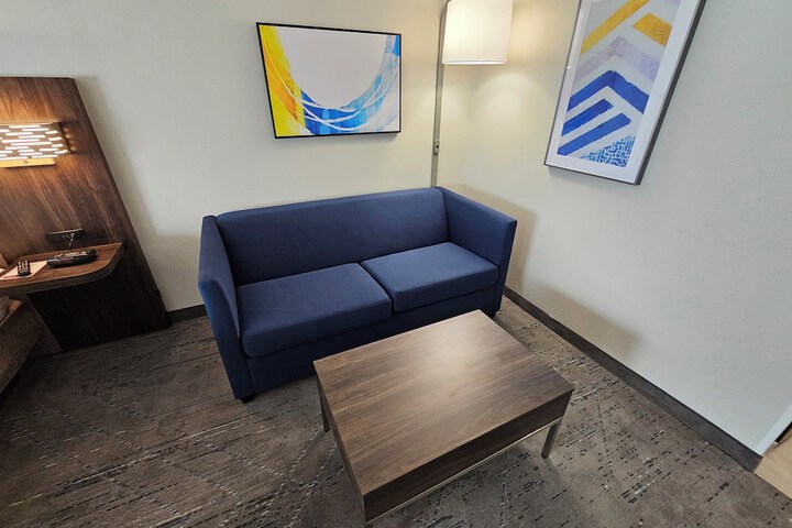 Room 20 of 61