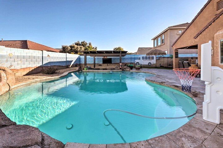 Maricopa Home w / Swim-up Bar Heated Pool & Slide