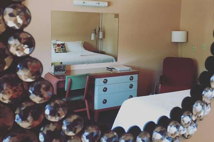 Room 48 of 75