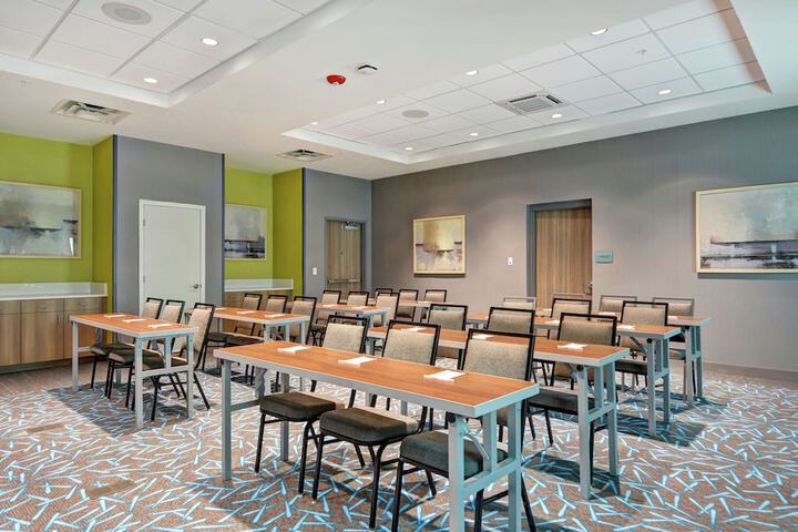 Home2 Suites by Hilton Jacksonville-South / St. Johns Town Ctr