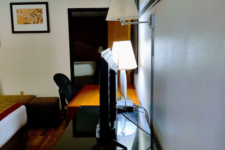 Room 45 of 90