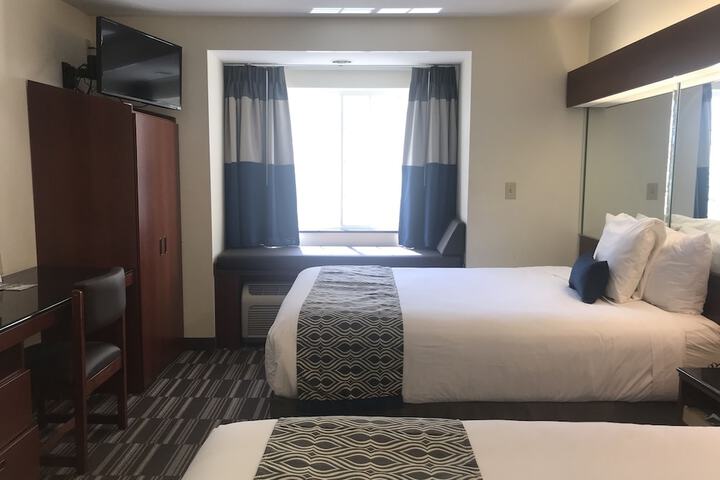 Room 33 of 67
