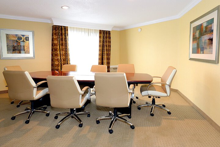 Holiday Inn Hotel & Suites San Mateo-San Francisco SFO by IHG
