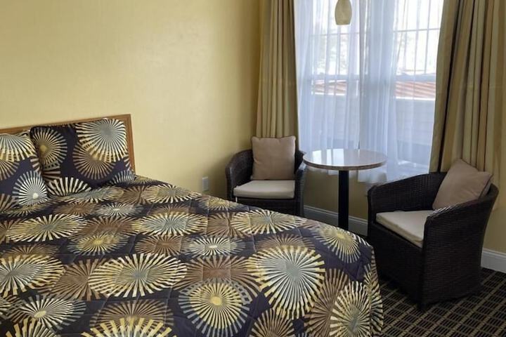 Room 12 of 43