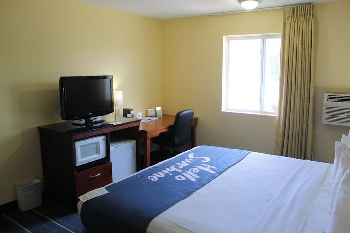 Room 44 of 60