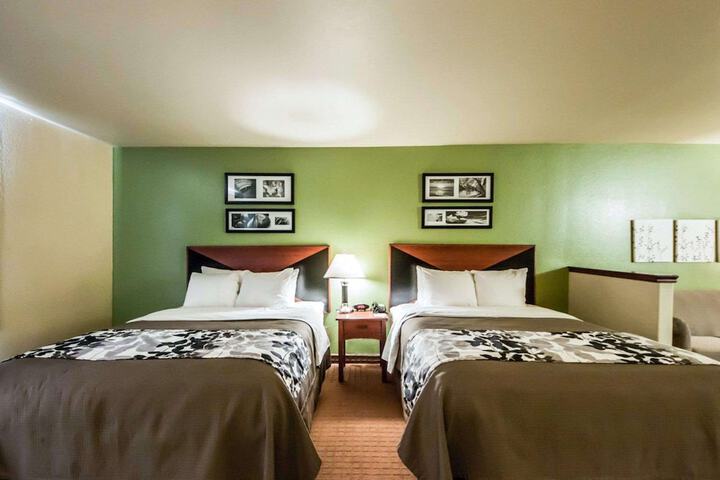 Sleep Inn & Suites Shamrock