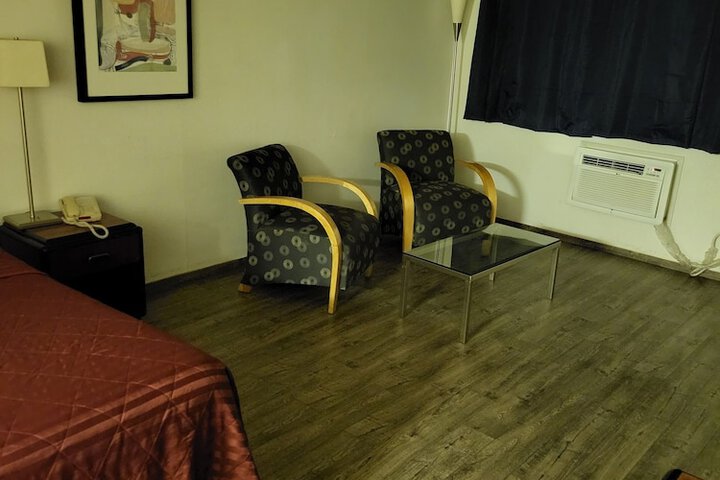 Room 63 of 71