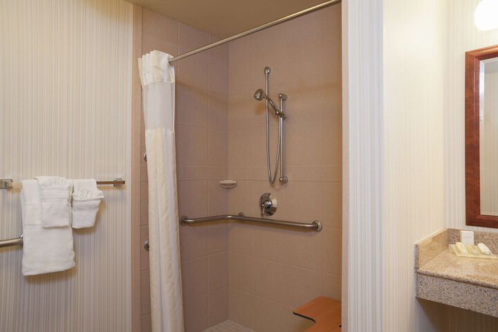 Room 12 of 41