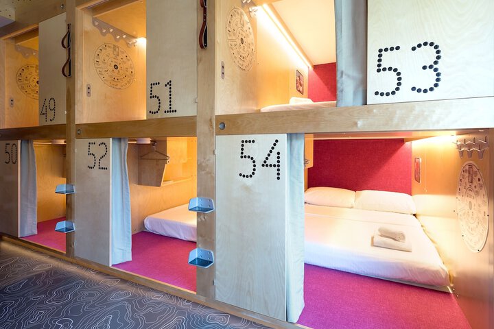 Room 24 of 65