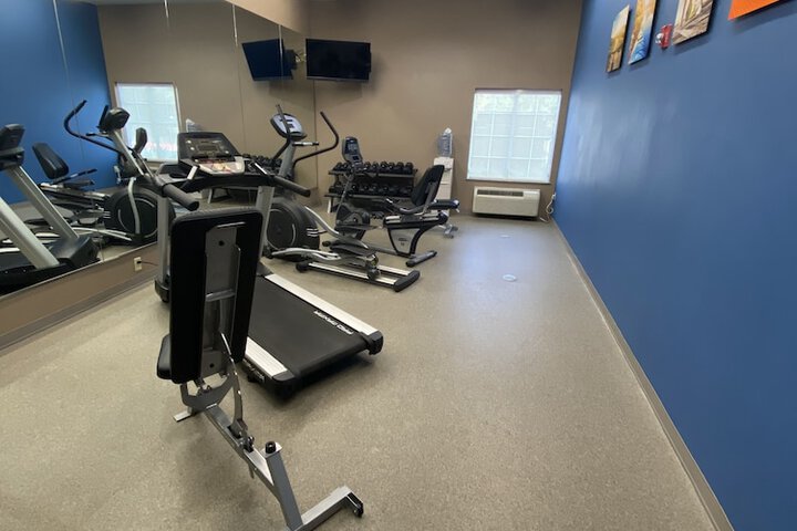 Comfort Inn & Suites Cleveland TX