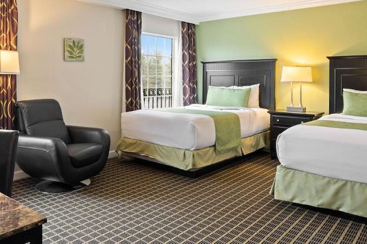 The Wilshire Grand Hotel