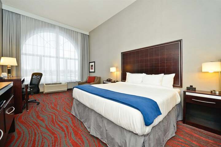 Room 33 of 55