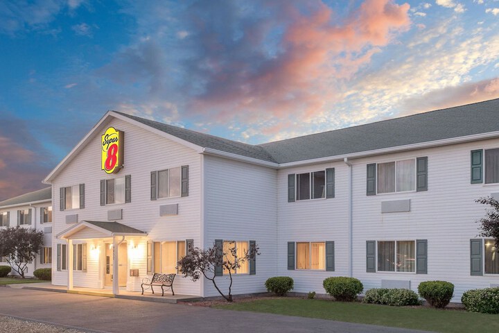 Hotel 2 of 44