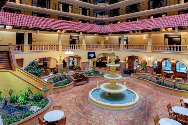 Hotel Interior 5 of 32