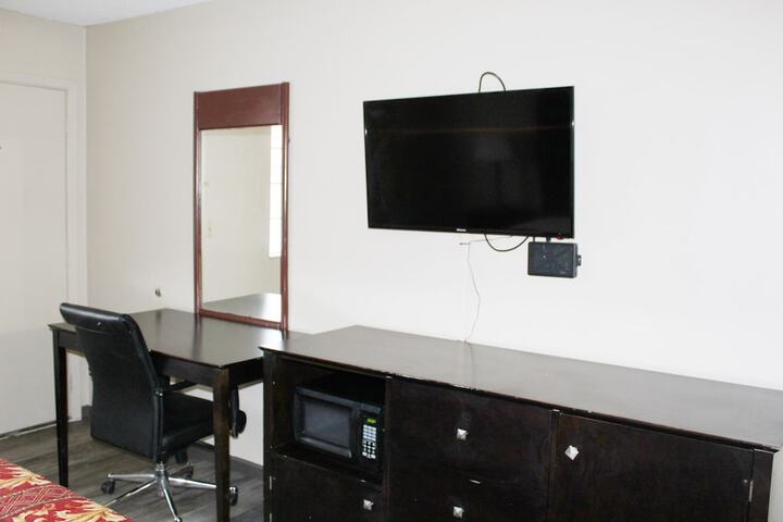 Huntington Inn