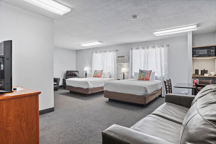 Room 84 of 159