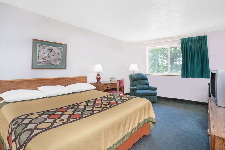 Room 22 of 42
