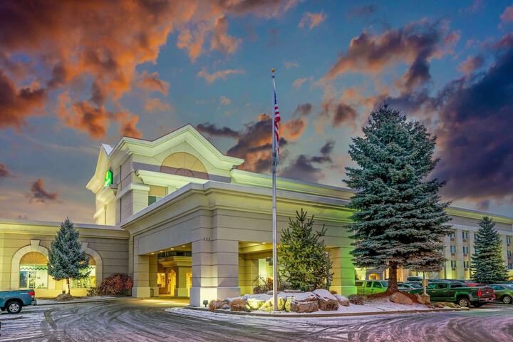 Hotel 2 of 30