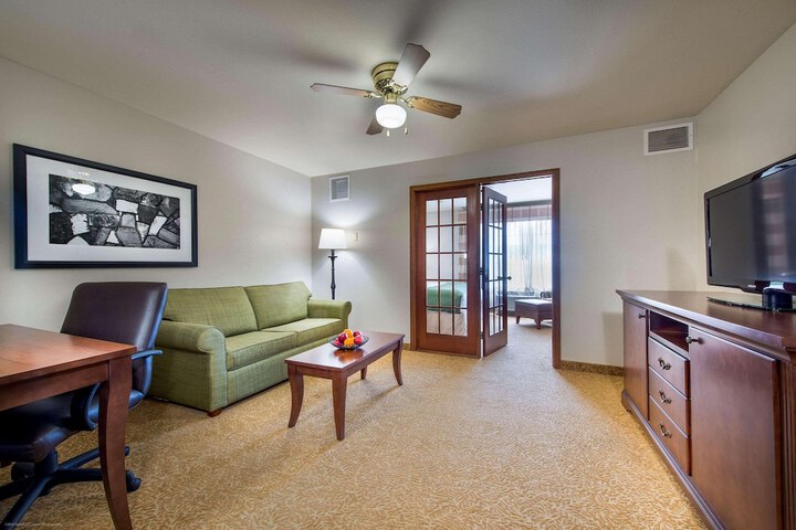 Country Inn & Suites by Radisson Greeley, CO