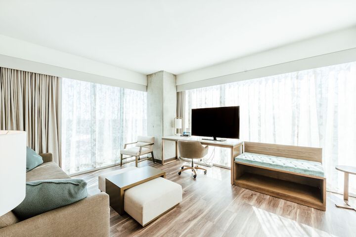 Room 70 of 120