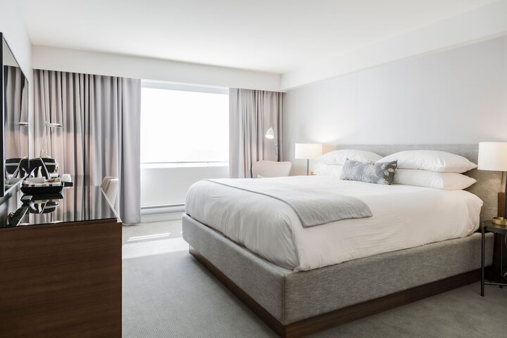 The James Hotel