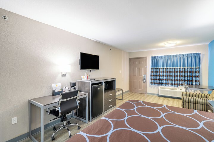 Room 109 of 132