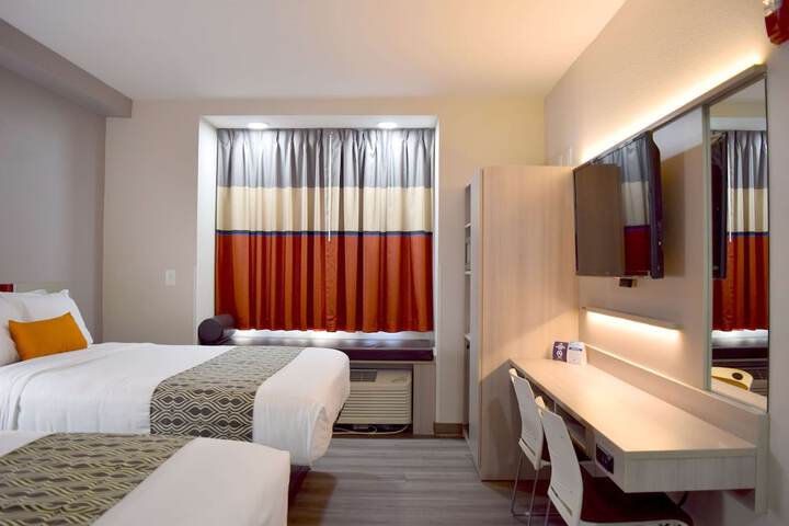 Room 16 of 53