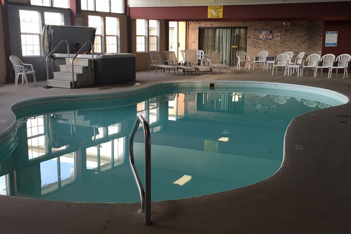Pool 7 of 163